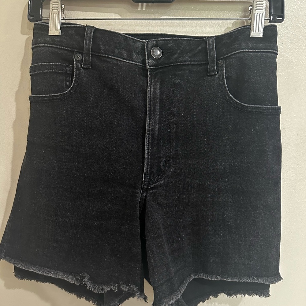 Super high-rise denim shorts